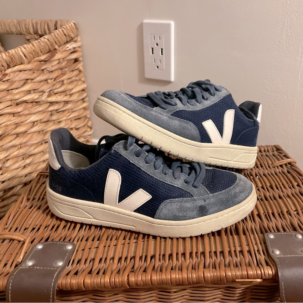 Veja - V-12 Leather Blue Suede